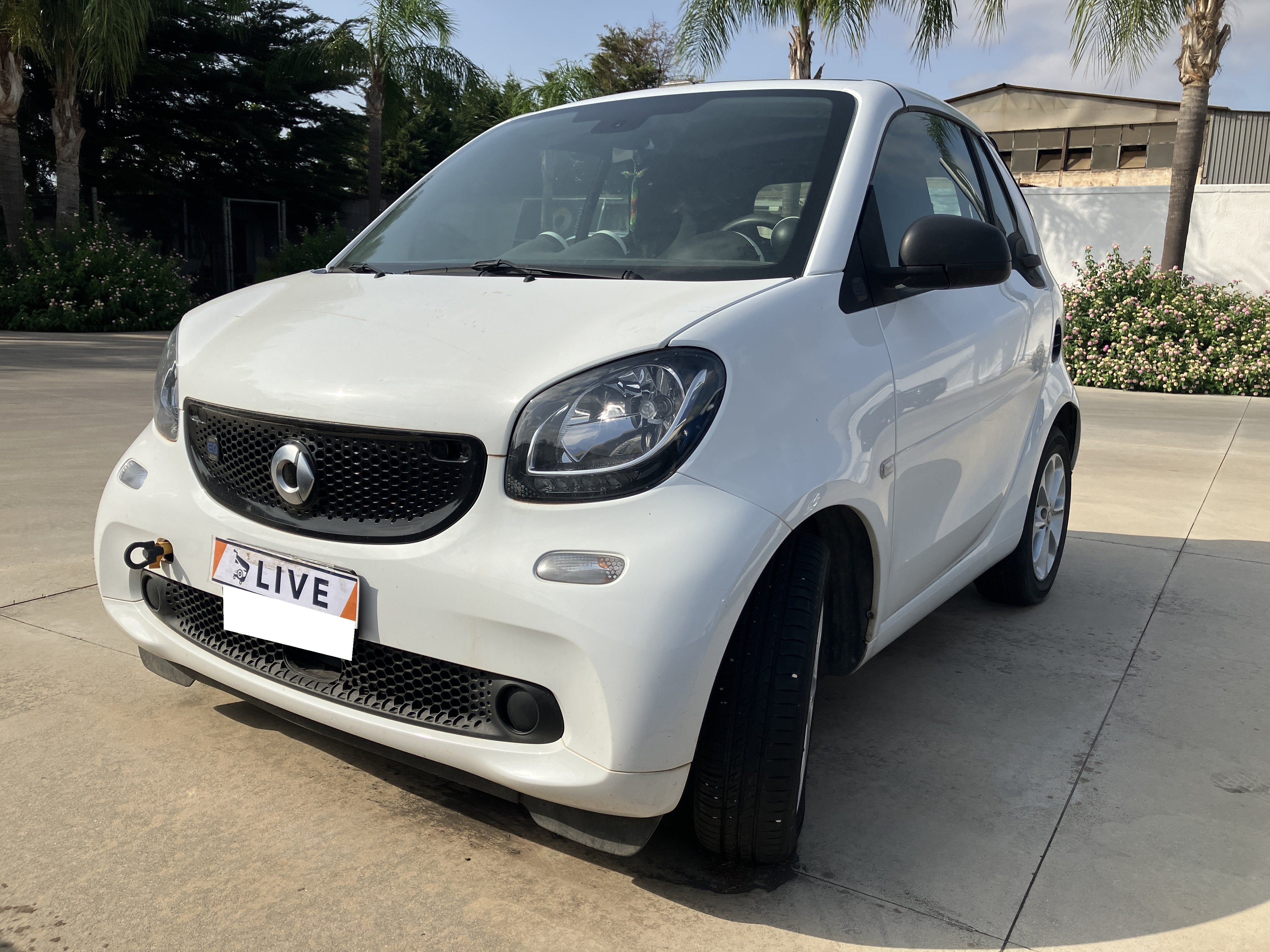 Smart fortwo electric drive 60 kW — 1/8