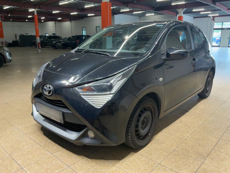 Toyota Aygo 1.0 — 1/8
