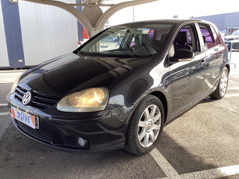 Volkswagen Golf V 1.9 TDI — 1/8