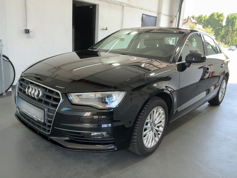 Audi A3 Limousine 1.4 TFSI ACT — фото 1