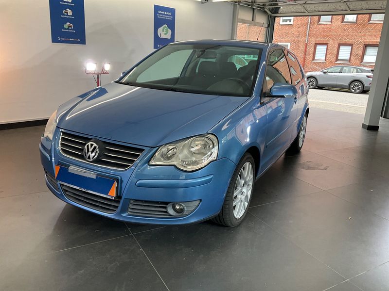 Volkswagen Polo 1.4 FSI — 1/8