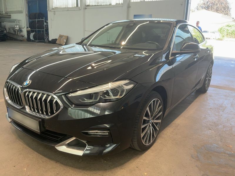 BMW 2er 218i Gran Coupe — 1/8