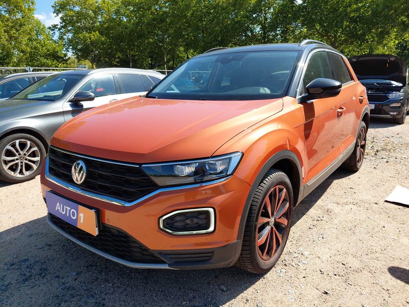 Volkswagen T-Roc 1.0 TSI — фото 1