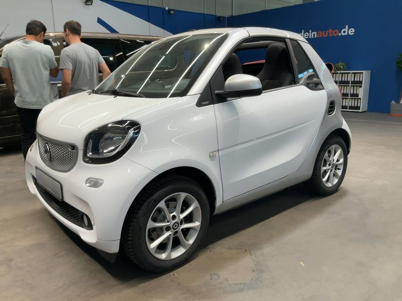 Smart fortwo 1.0 — фото 1