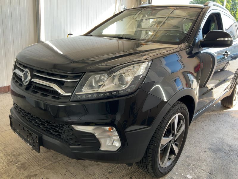 Ssangyong Korando 2.2 TD — 1/8