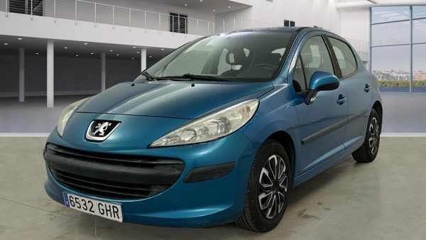 Peugeot 207 — 1/8