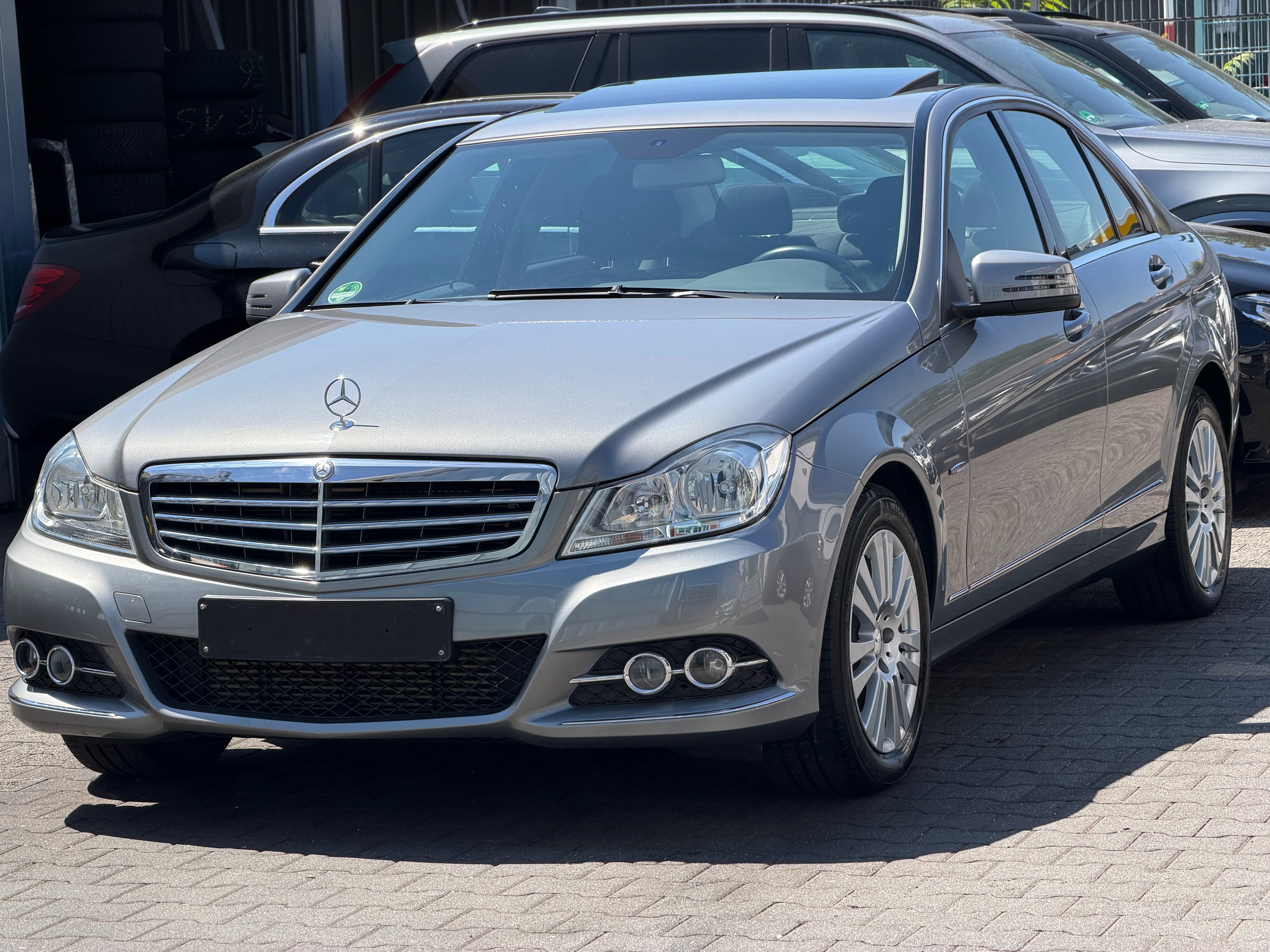 Mercedes-Benz C-Klasse C 200 CGI — фото 1