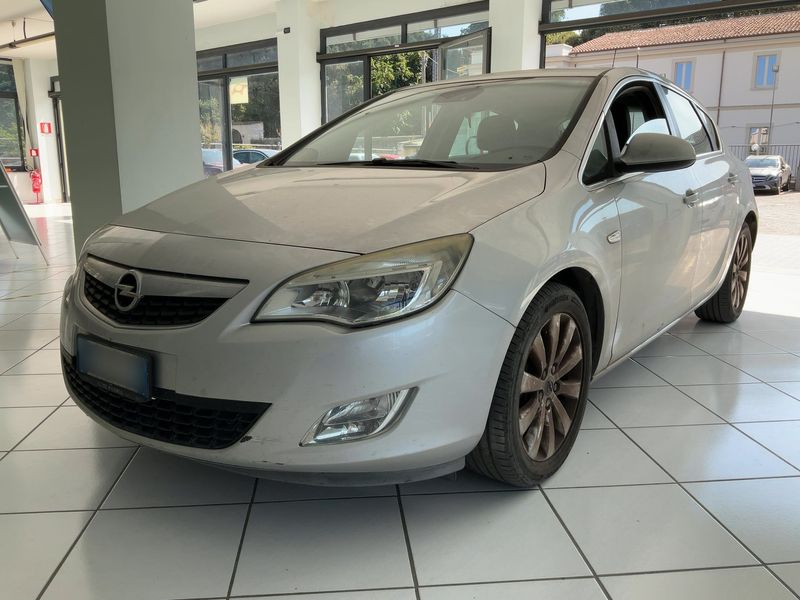 Opel Astra 1.7 CDTI — 1/8