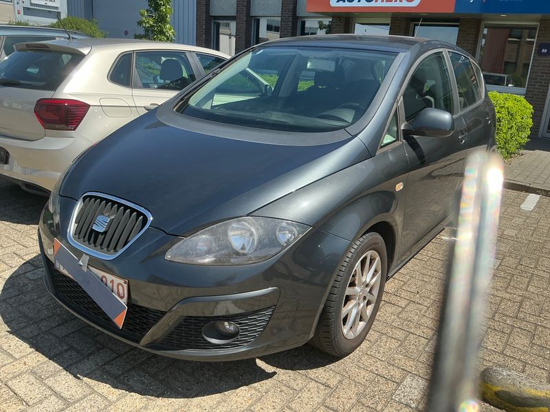 Seat Altea 1.6 TDI — 1/8