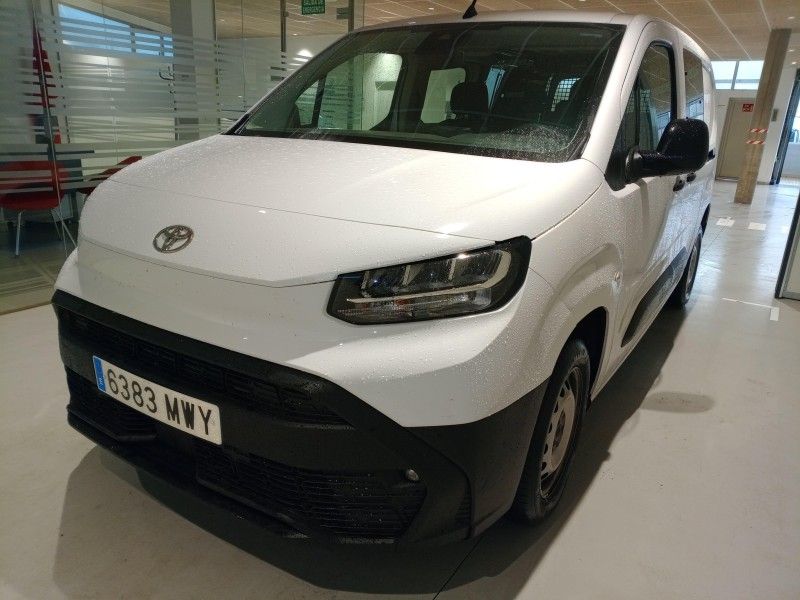 Toyota ProAce City electric drive 100 kW — 1/8