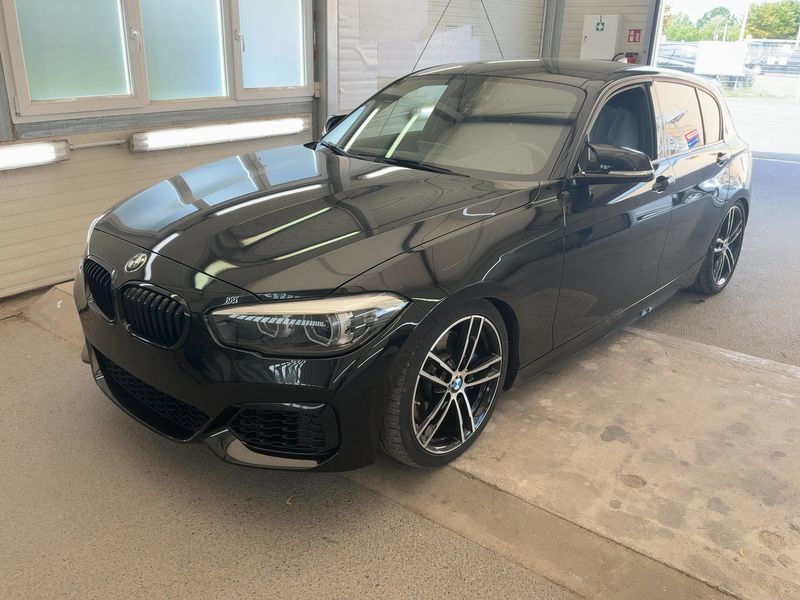 BMW 1er M140i — 1/8
