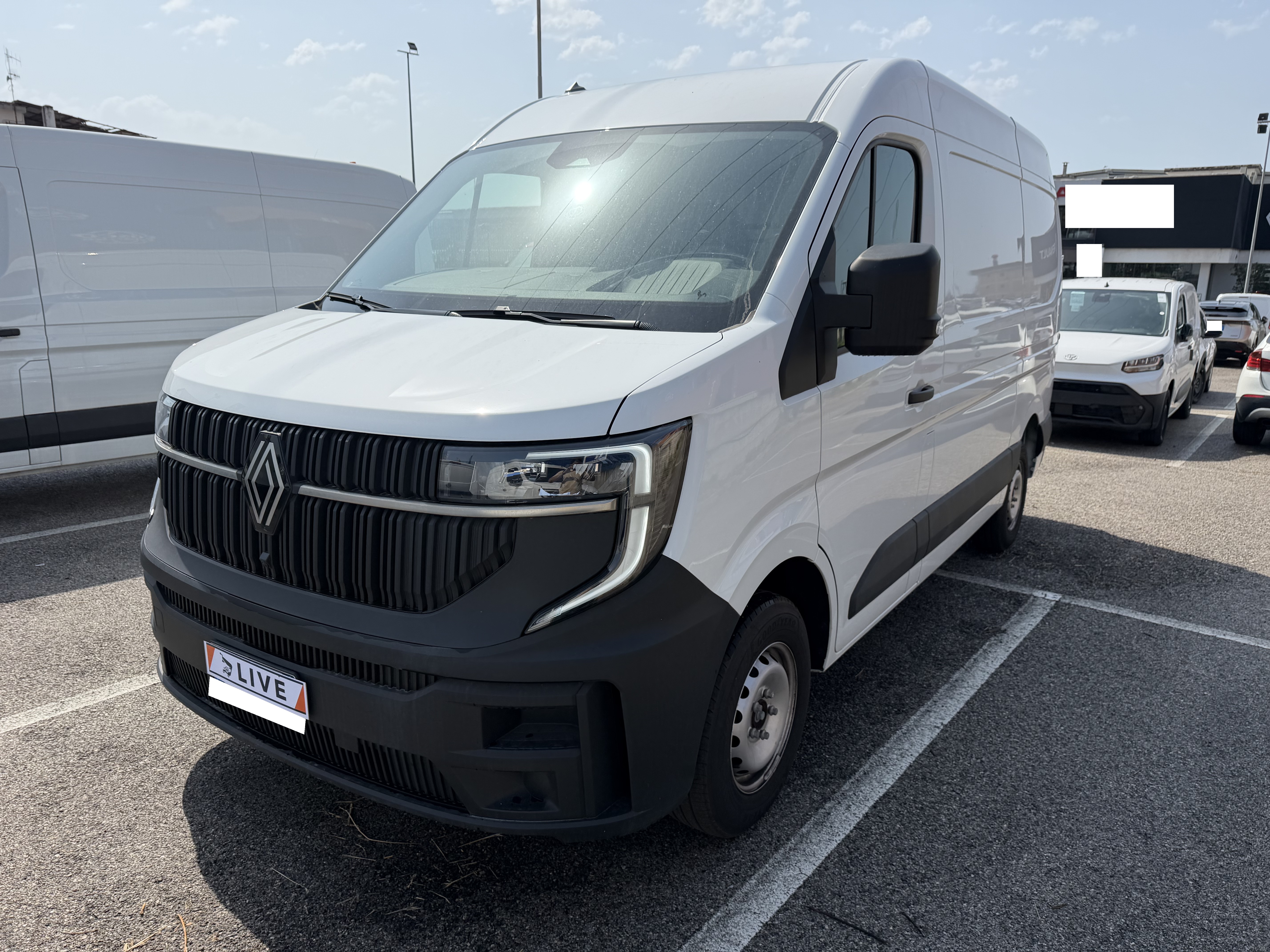 Renault Master 2.0 BLUE dCi — фото 1