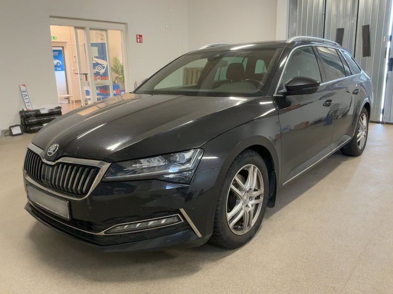 Skoda Superb 2.0 TDI — фото 1