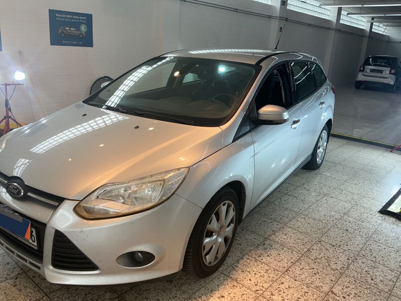 Ford Focus 1.6 TDCi — фото 1