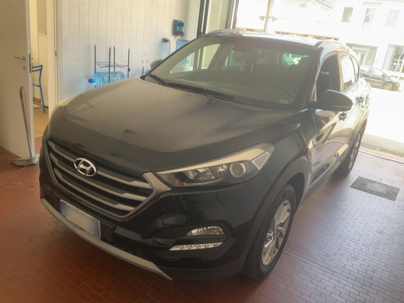 Hyundai Tucson 1.6 — фото 1