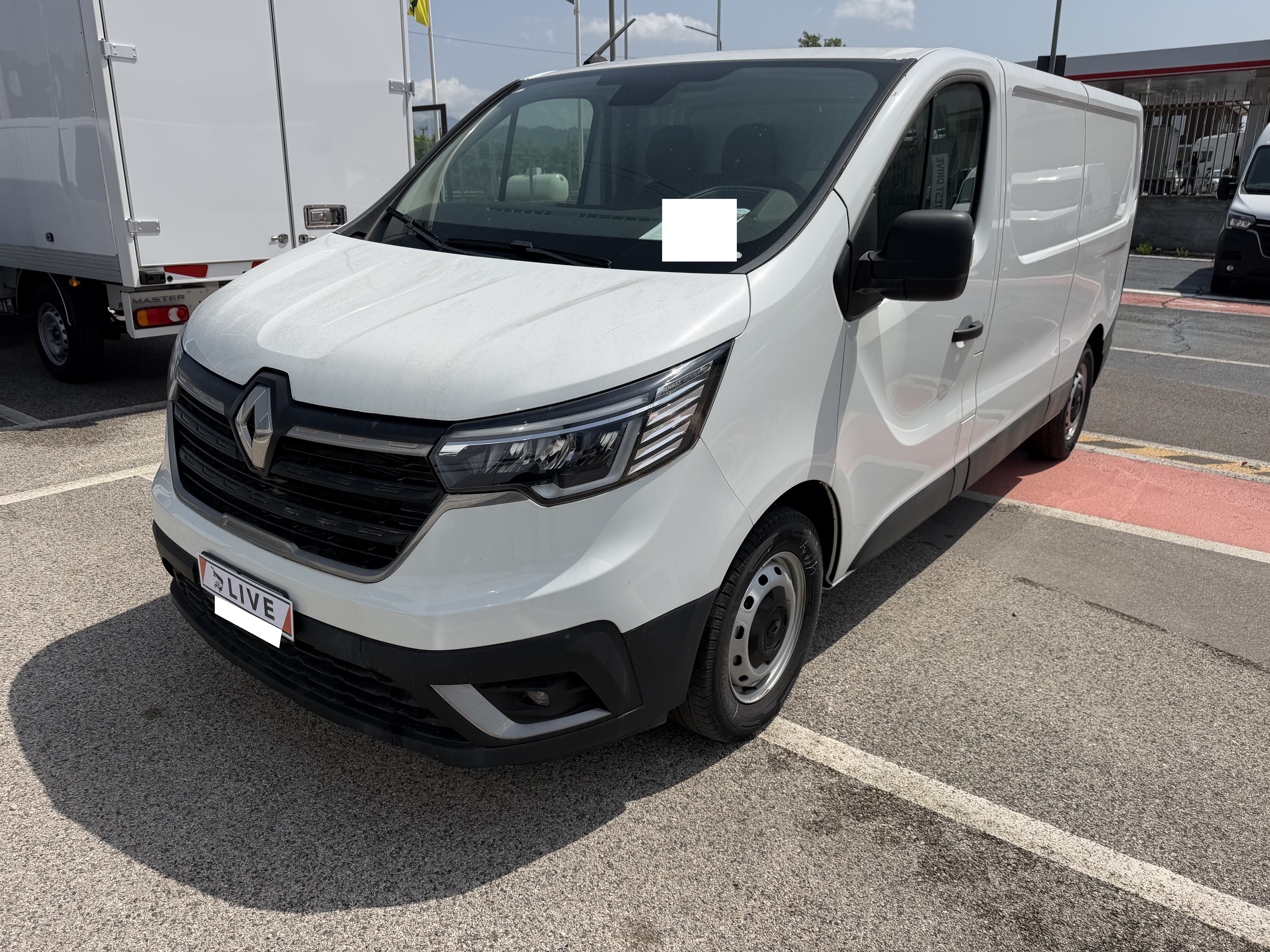 Renault Trafic 2.0 BLUE dCi — фото 1