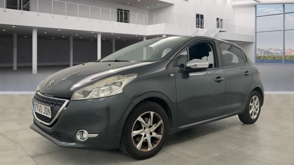 Peugeot 208 diesel — 1/8