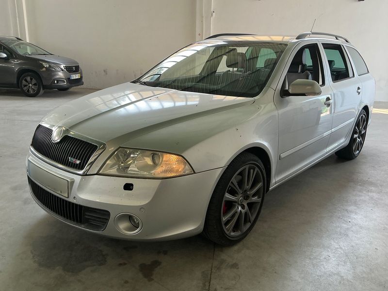 Skoda Octavia 2.0 TDI — 1/8