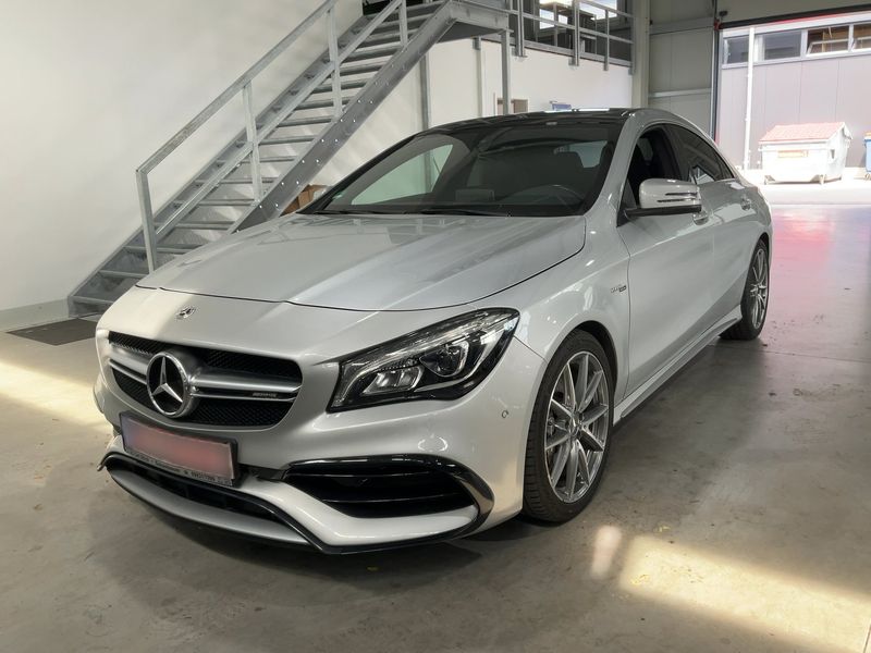 Mercedes-Benz CLA-Klasse CLA 45 AMG — 1/8