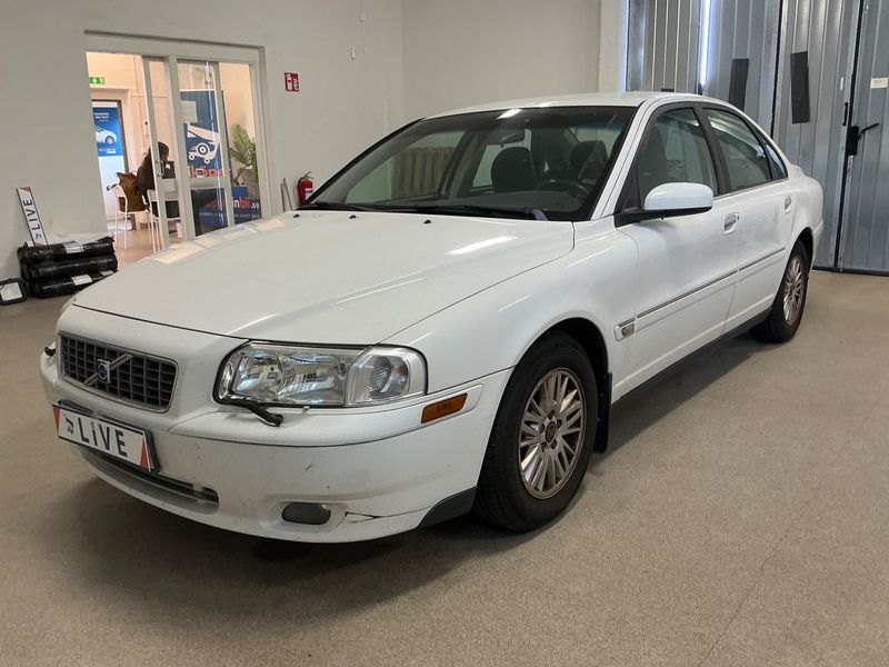 Volvo S80 2.4 — 1/8