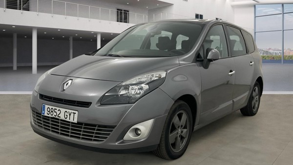 Renault Grand scénic diesel — 1/8