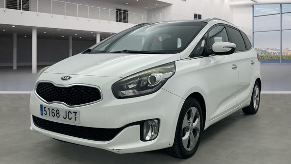 Kia Carens diesel — 1/8