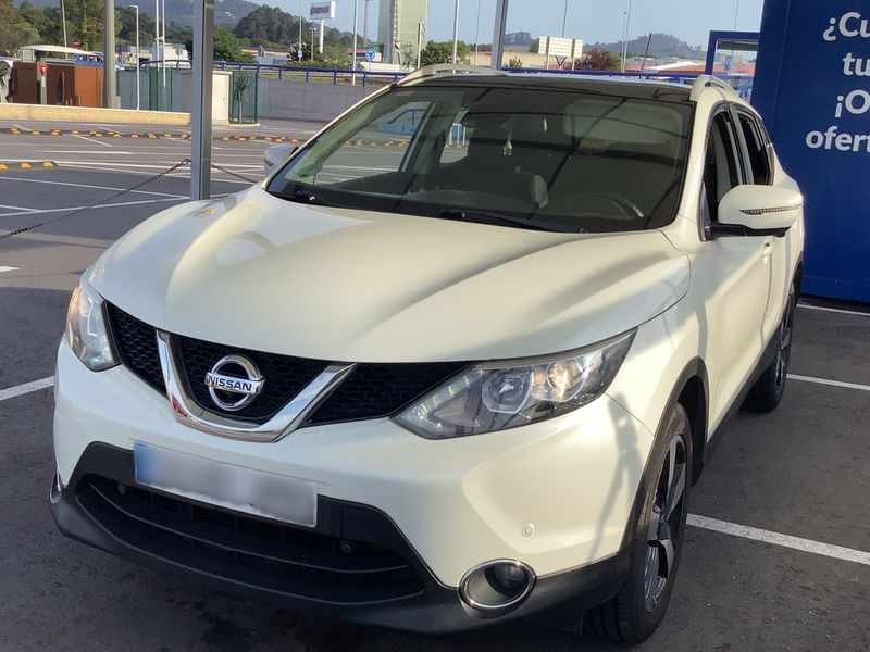 Nissan Qashqai 1.5 Turbodiesel — 1/8