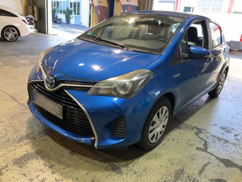 Toyota Yaris 1.5 Hybrid — фото 1