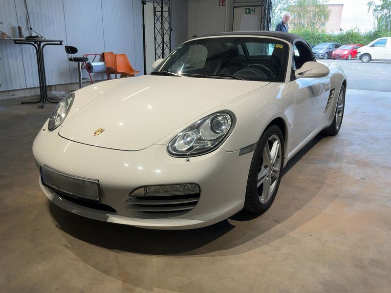 Porsche Boxster 2.9 — 1/8
