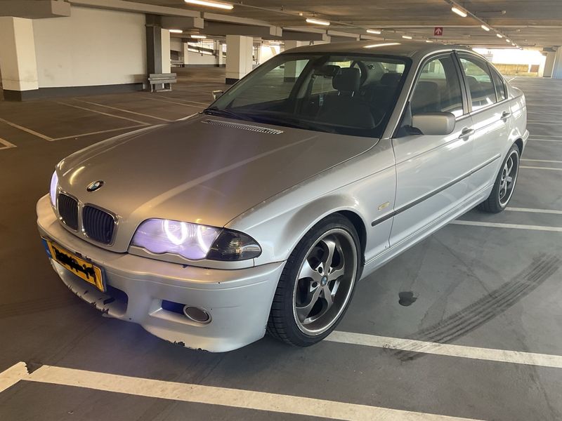 BMW 3er 320i — фото 1