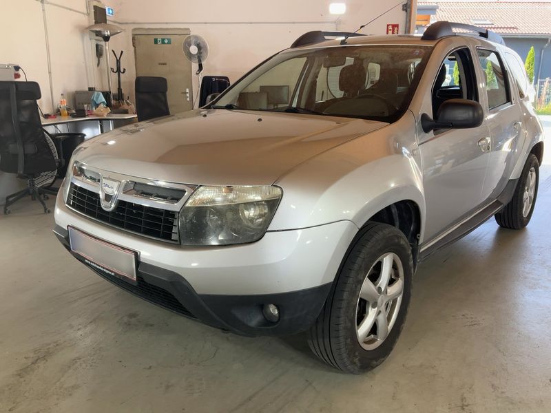 Dacia Duster 1.6 — фото 1