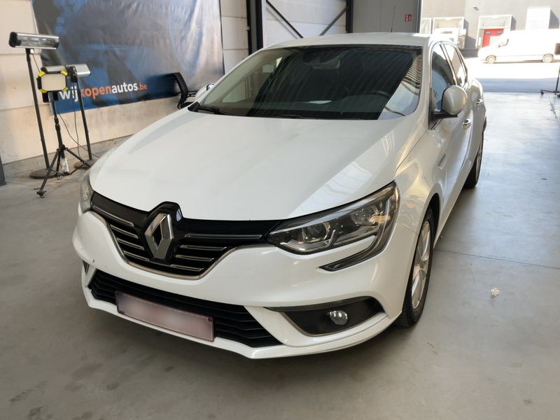 Renault Megane 1.5 dCi Energy — 1/8