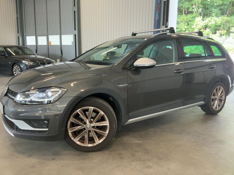 Volkswagen Golf VII 1.8 TSI — 1/8