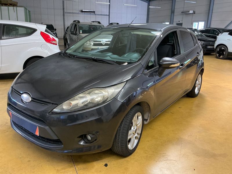 Ford Fiesta 1.4 TDCi — фото 1