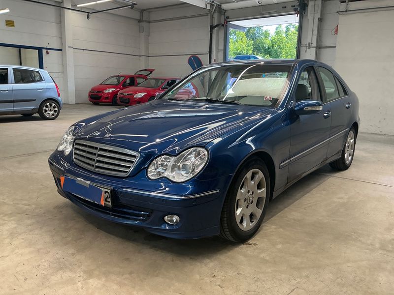 Mercedes-Benz C-Klasse C 220 CDI — 1/8
