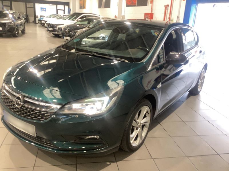 Opel Astra 1.6 CDTI DPF — 1/8