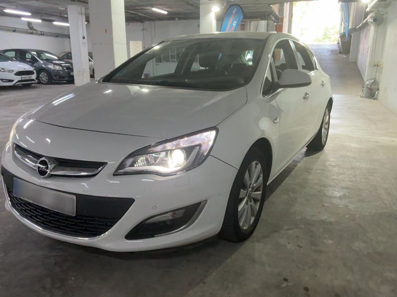 Opel Astra 1.6 CDTI DPF — фото 1