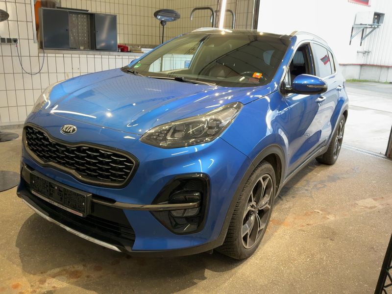 Kia Sportage 2.0 Mild-Hybrid — фото 1