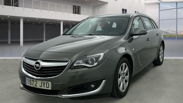 Opel Insignia sports tourer diesel — 1/8