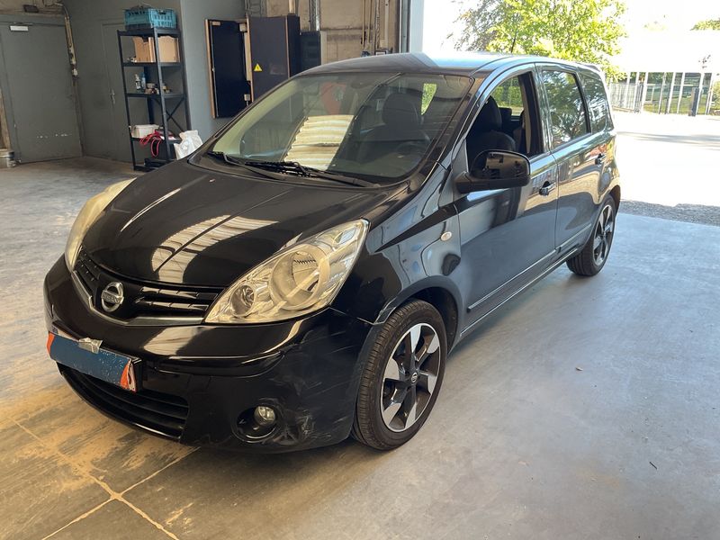 Nissan Note 1.4 — фото 1
