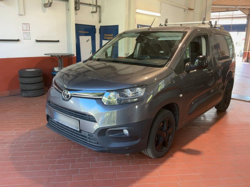 Toyota ProAce City 1.5 D-4D — 1/8