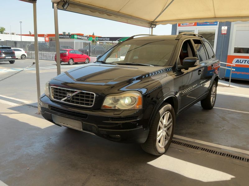 Volvo XC90 2.4 D5 — 1/8