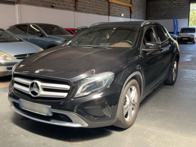Mercedes-Benz GLA-Klasse GLA 220 d — 1/8