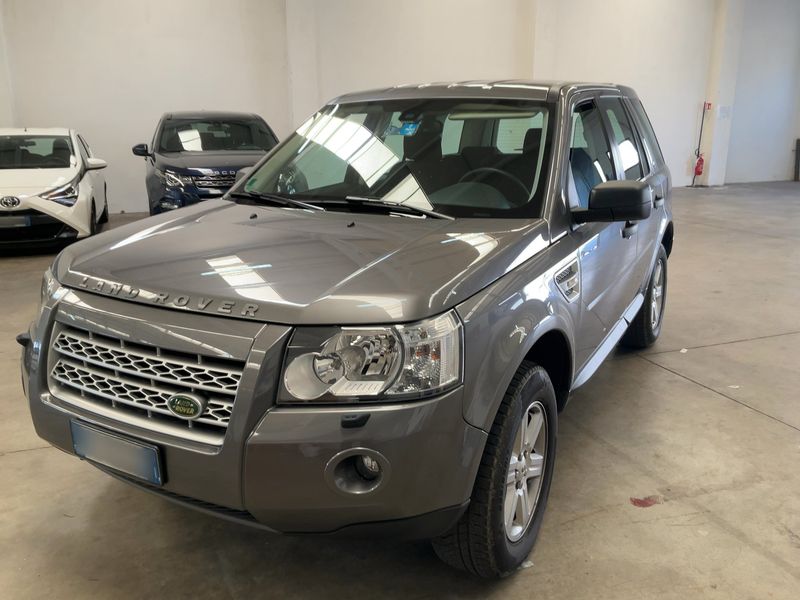 Land Rover Freelander 2.2 Td4 — 1/8