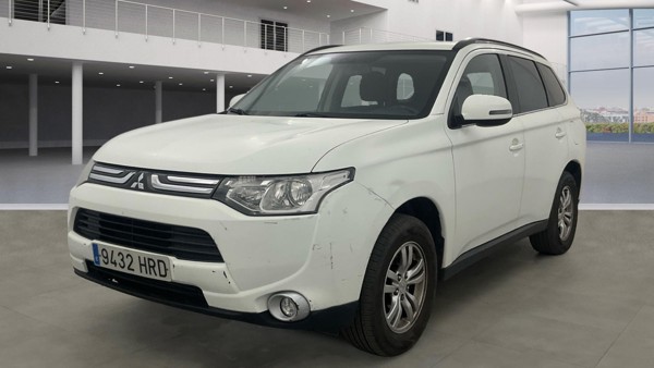 Mitsubishi Outlander diesel — 1/8
