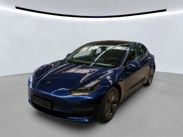 Tesla Model — 1/8