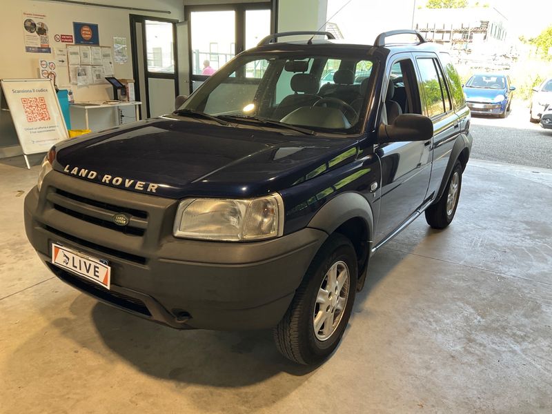 Land Rover Freelander 2.0 Td4 — 1/8