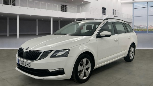 SKODA Octavia combi diesel — 1/8