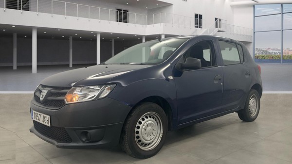 Dacia Sandero — 1/8