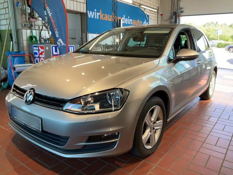 Volkswagen Golf VII 1.2 TSI — фото 1